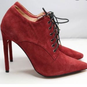L.A.M.B Isabella wine suede leather stiletto bootie  7 1/2 red burgundy 4” heel